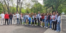 Айтоски ученици откриха Горска библиотека в навечерието на 24 май