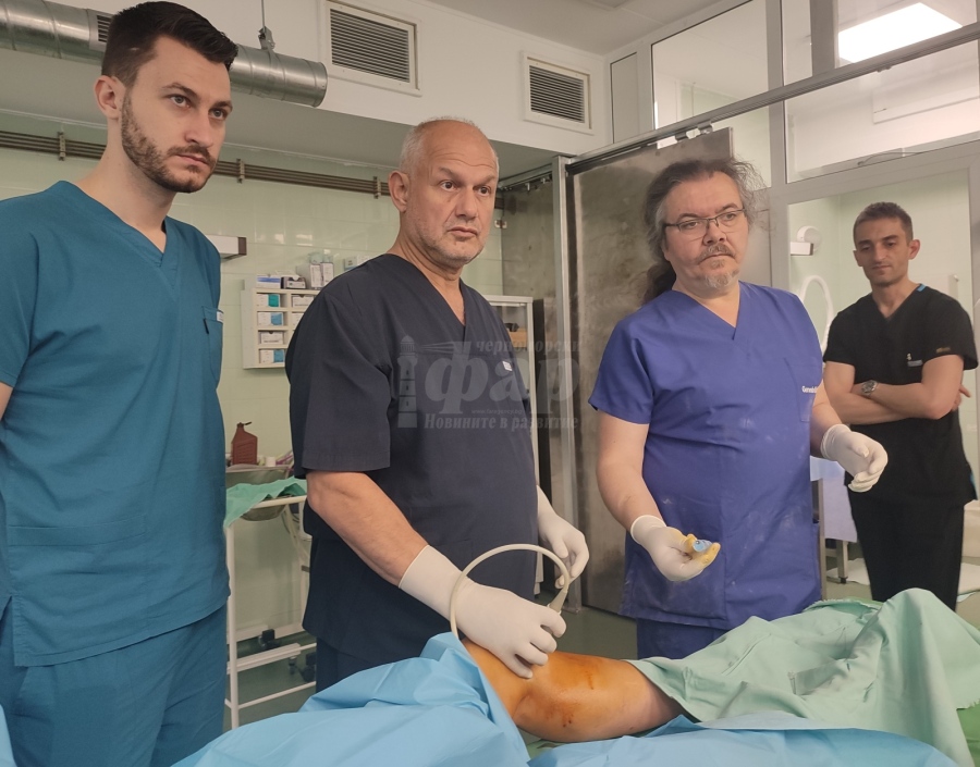 В Бургас: турски професор лепи разширени вени със секундно лепило
