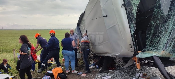 Автобус катастрофира близо до Бургас