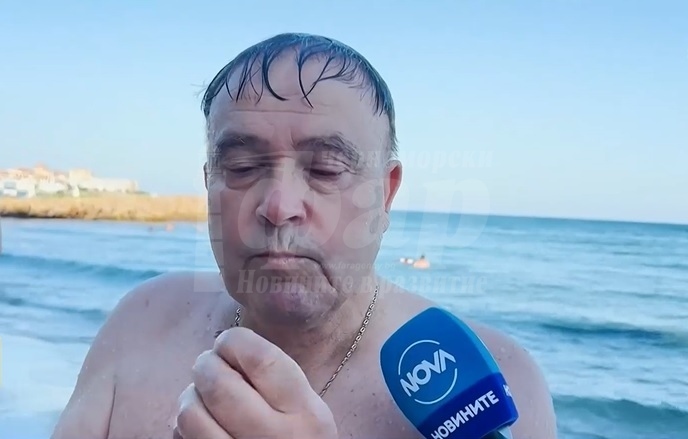 Защо хотелиер реши да се гмурне в Черно море и да яде сурови миди
