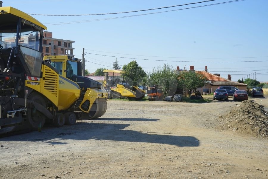 В Айтос търсят варианти за два нови паркинга