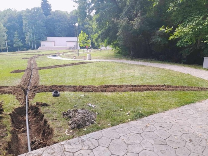Изграждат автоматична напоителна система и в парк „Славеева река“ в Айтос