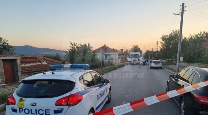 Трима от задържаните след тежката катастрофа в Бургаското село Прилеп  остават в ареста