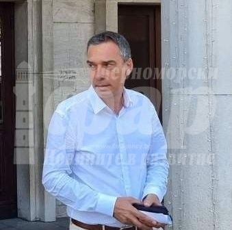 Димитър Николов: Готови сме да помогнем с всичко! Кураж, Царево!