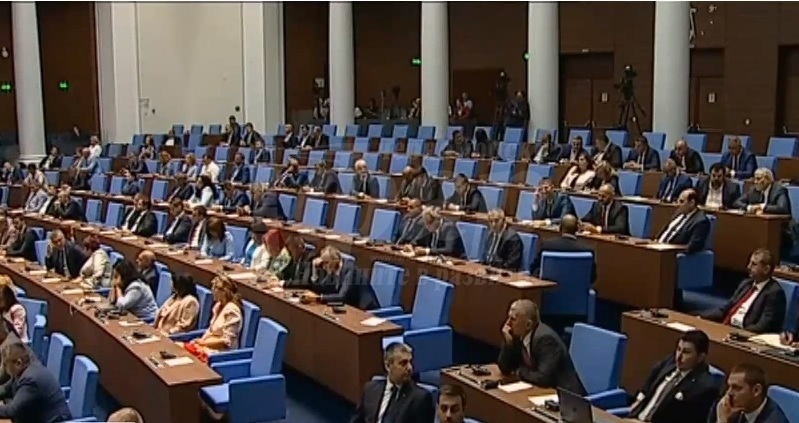 След старта на новия политически сезон: Депутатите започват работа по същество
