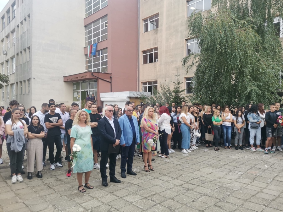 Кметът Георги Димитров пожела „На добър час!“ на учениците в  Карнобат