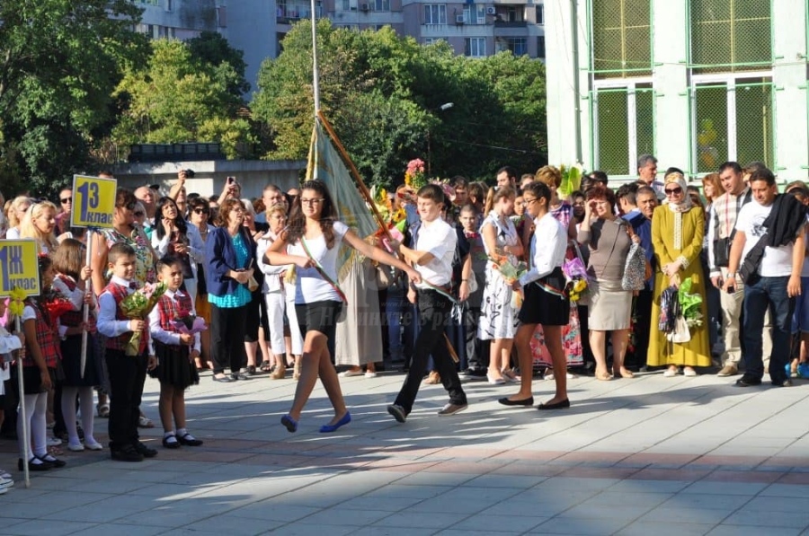 Община Бургас стартира нова образователна програма „Летен рефреш“
