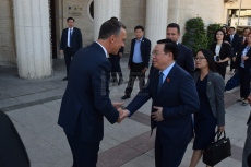 Димитър Николов обсъди с председателя на Националното събрание на Виетнам възможностите за двустранно сътрудничество