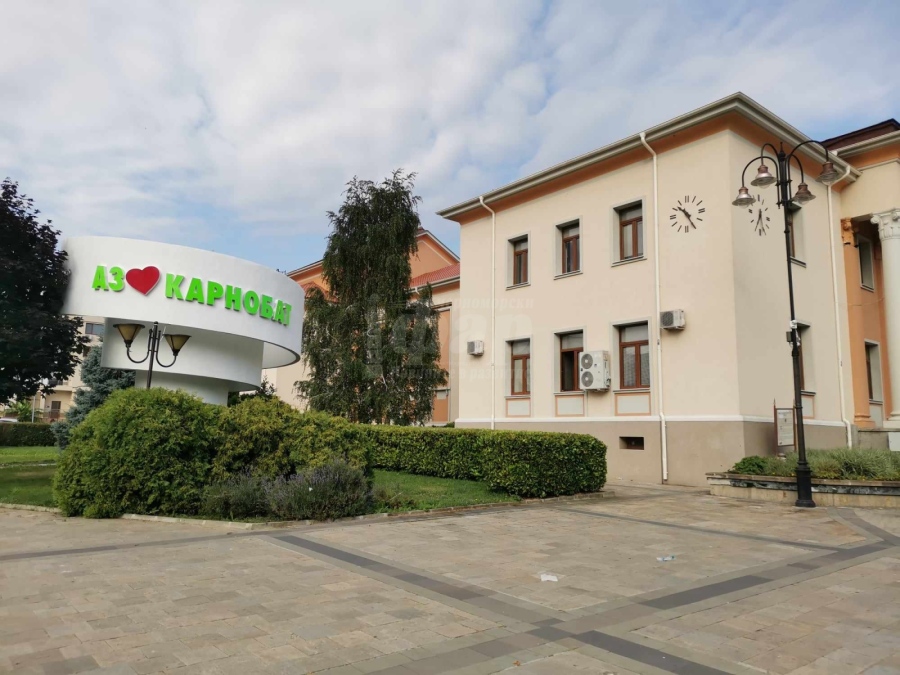 Добре познати лица сред претендентите за Карнобат