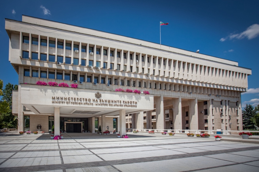 МВнР: Българските граждани в Израел да се регистрират в посолство в Тел Авив