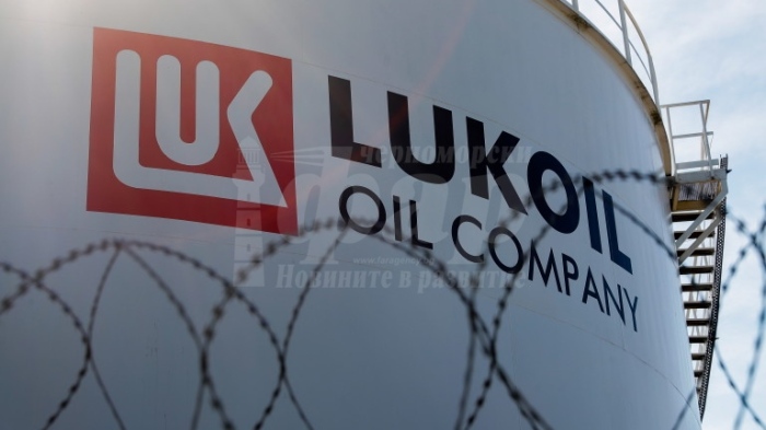 Синдикатът на нефтохимиците: Готови сме за протести
