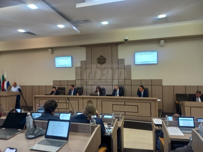 Кои са партиите в новия Общинския съвет на Бургас и кой по колко  места получава?