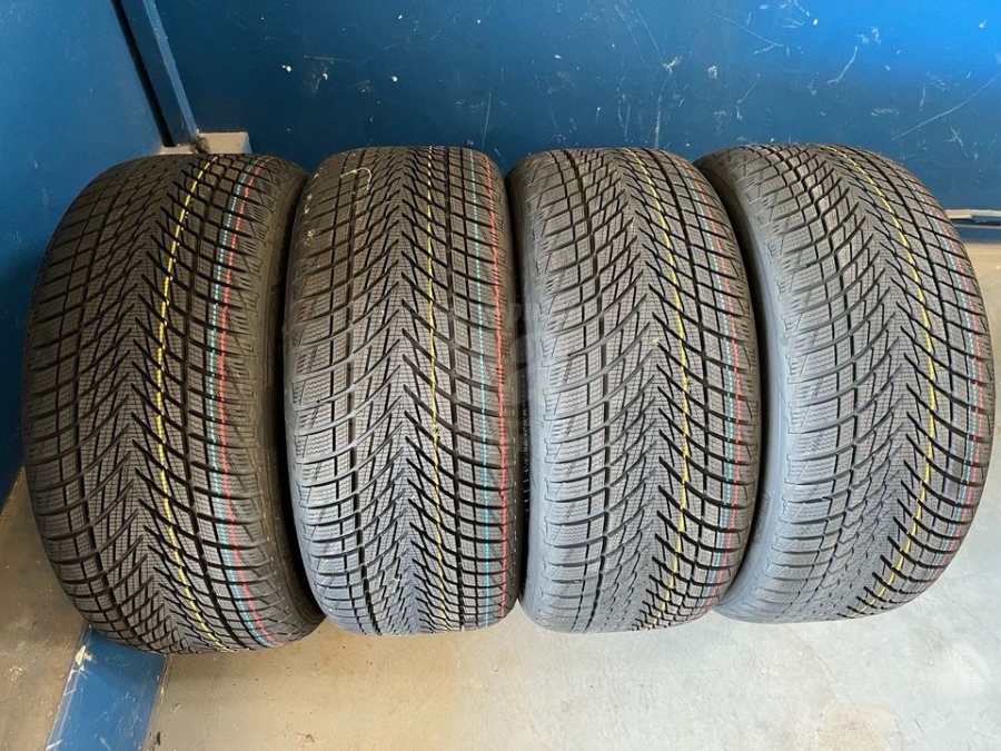 Гуми Goodyear са изтеглени от пазара заради риск от напукване на протектора