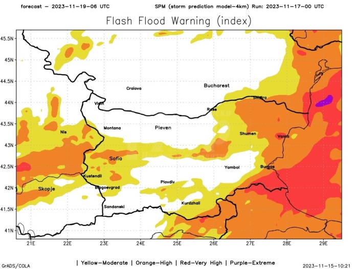 Предупреждават за обилни дъждове през уикенда и опасност от наводнения в Община Царево