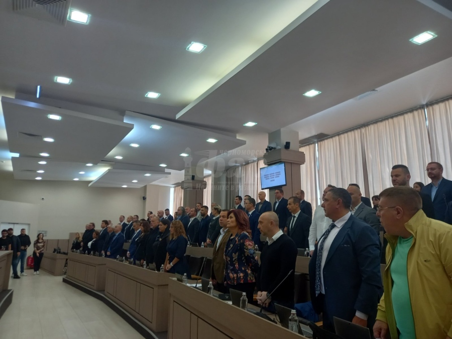Интересни имена оглавиха комисии към Общински съвет - Бургас (СПИСЪК)
