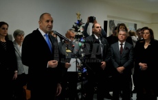 Президентът Румен Радев даде старт на „Българската Коледа“ от Бургас 