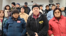 Жители на сунгурларско село бранят кметицата си, не искат новоназначена от общината
