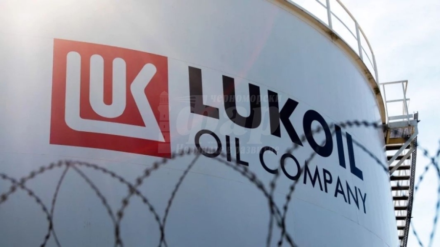 Икономист: Купувач на активите на „Лукойл” у нас ще бъде азерската СОКАР 