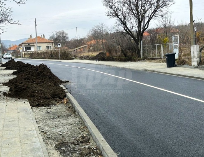 Община Бургас ремонтира важен път, свързващ множество населени места