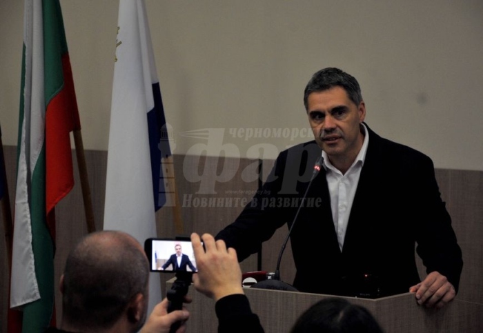 Областният управител на Бургас: Не е имало искане теренът в \