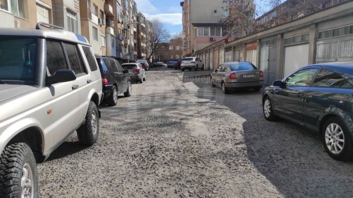 Съветник пита за паркирането в центъра на Бургас