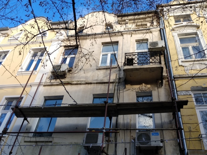 Поредна стара сграда на „Александровска“ ще бъде обновена