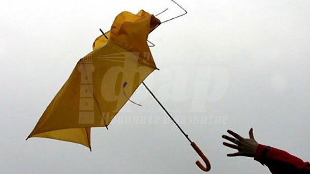 Седмицата свършва със силни ветрове: Жълт код е обявен за половин България 