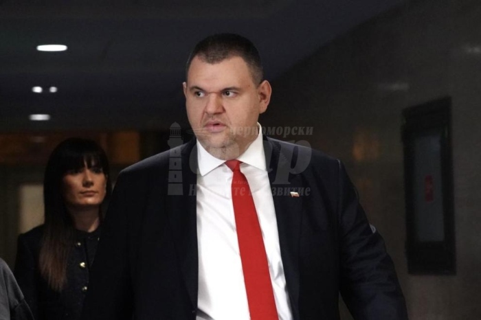 Човекът, който тласка България към избори, се казва Христо Иванов, заяви Делян Пеевски