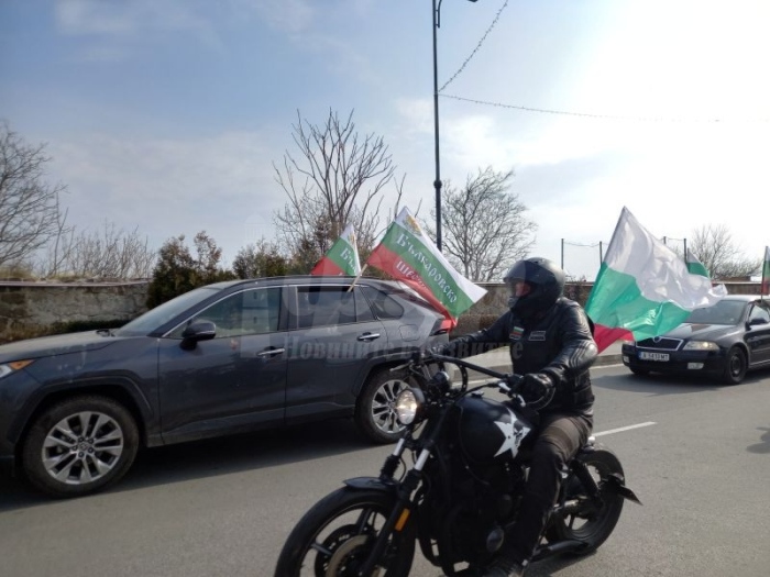   Българовското шествие по-мащабно от всякога 