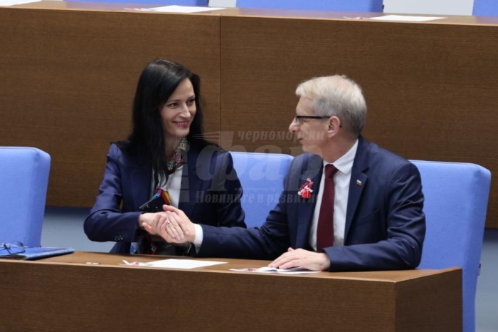 Има ли съгласие между ГЕРБ-СДС и ПП-ДБ: Кои са новите министри в кабинета „Габриел“