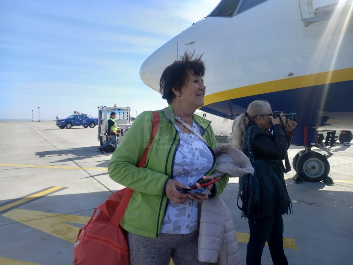 Бургаското летище посрещна първите пътници по шенгенските правила /СНИМКИ/
