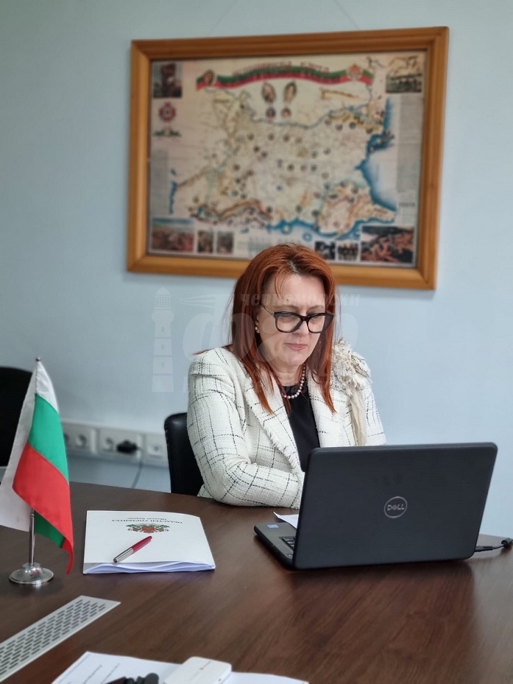 Мария Нейкова отново е областен управител на Бургас