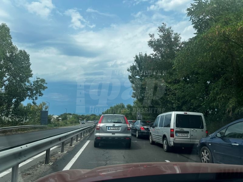 Катастрофа  причини огромно задръстване между Созопол и Бургас