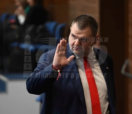 Делян Пеевски: Аз стабилизирам държавата, премиерът да си седи тук