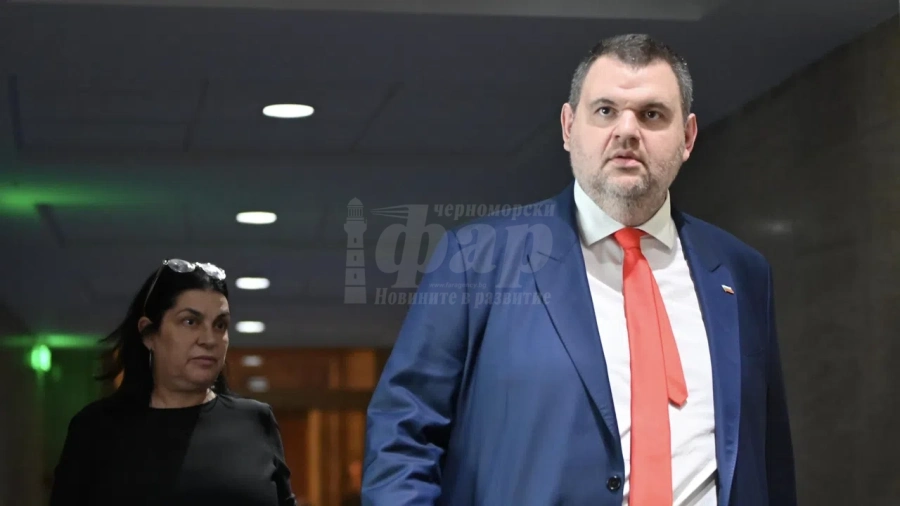 Пеевски: Пълна подкрепа за справедливия протест на медиците, министрите да намерят решение