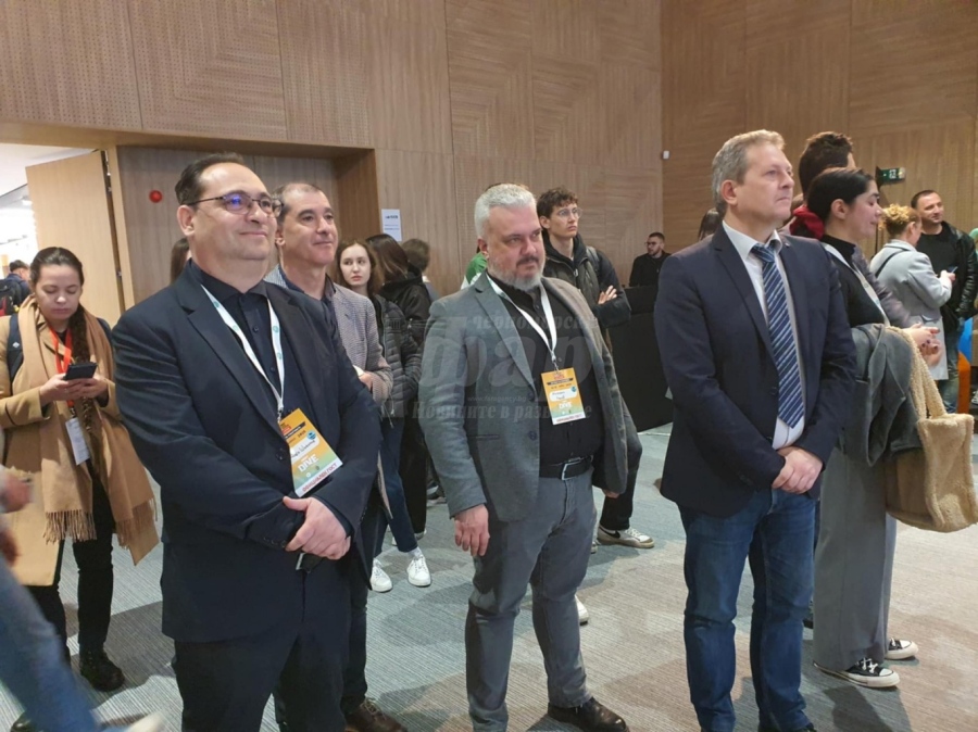 Роботиката, киното и науката говорят на един език в Бургас