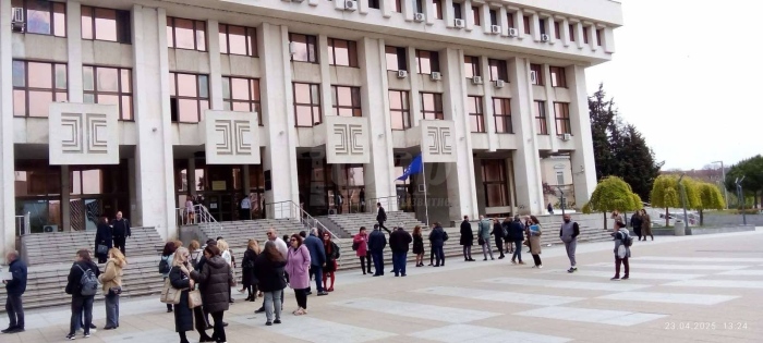 Трусовете уплашиха магистрати и адвокати, заседанията се подновяват в 14:00 часа