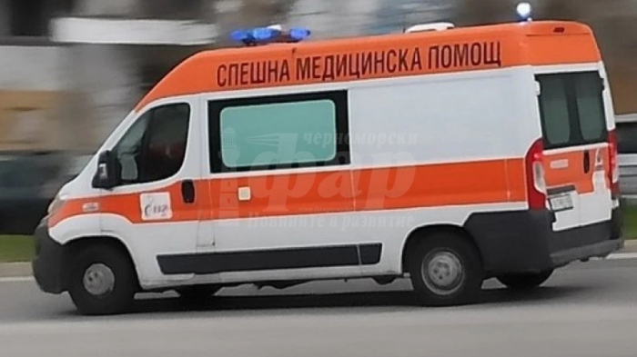 Бургазлия свърши в болница, след като самокатастрофира