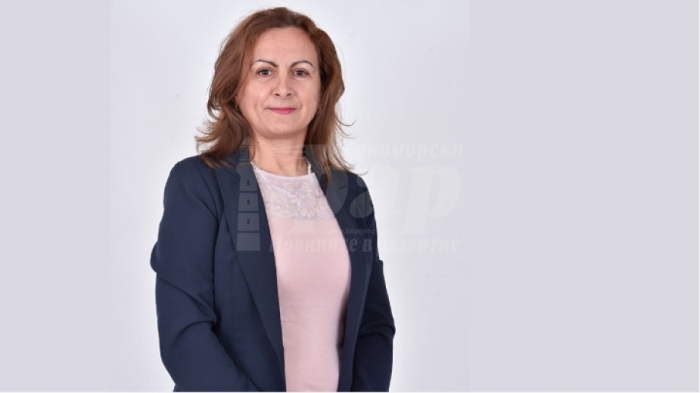 Шефката на  РУО се издига, отива на добра позиция в София