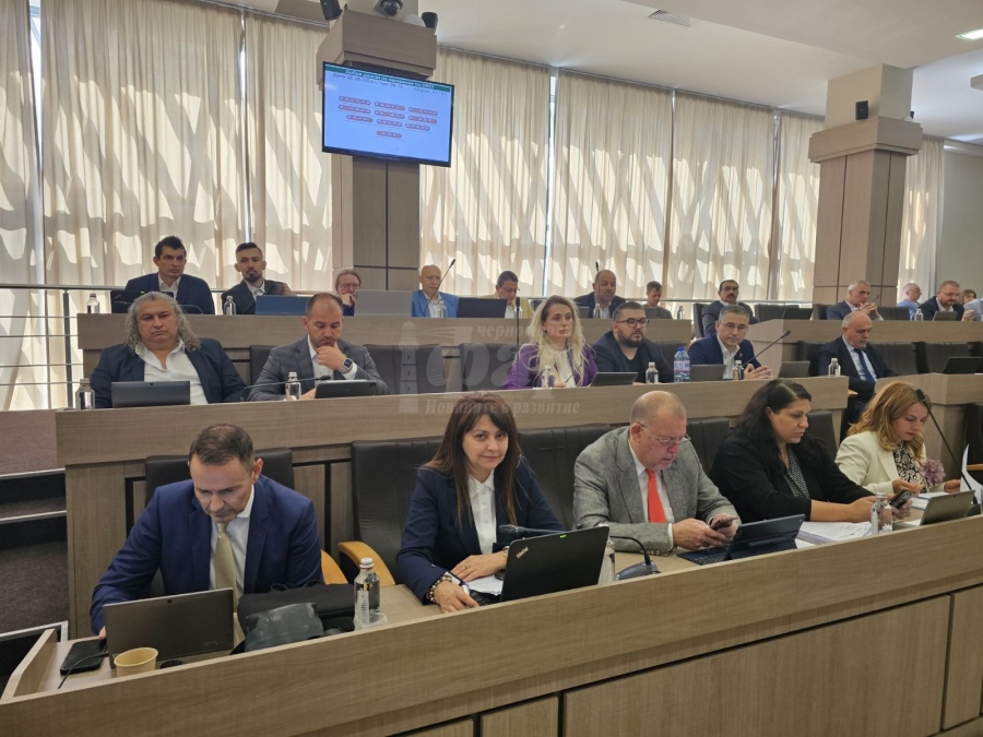 Бургас е с Бюджет 2025, кметът го определи като котва на сигурност в бурно море