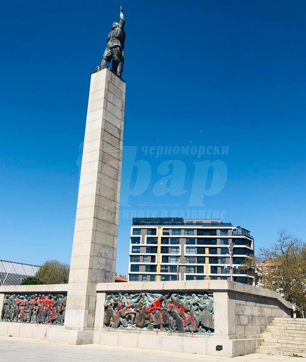 Съветници в дебат: Да се потопи ли и Альоша край остров Света Анастасия
