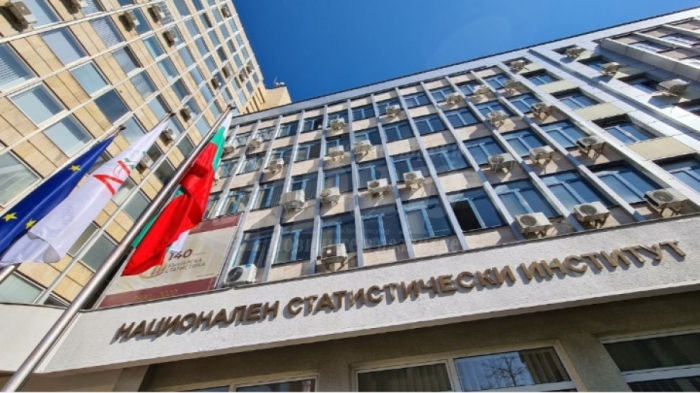 НСИ: Над 600 000 души в активна възраст нито учат, нито работят 