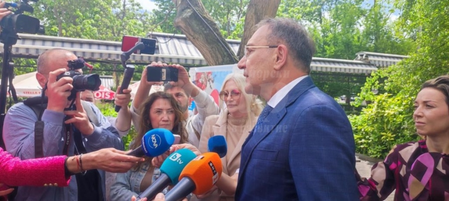 Социалният министър: Не може да има експлоатация на деца и хора без трудов договор!
