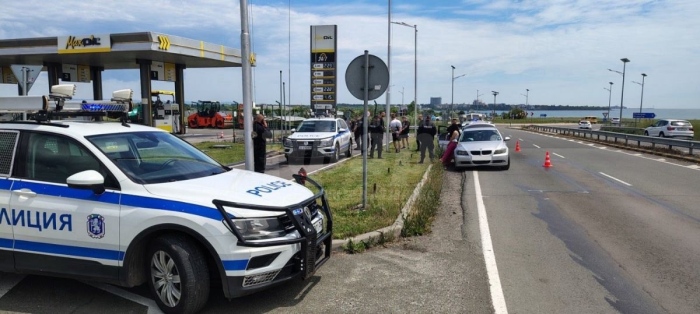  Хванаха жена от Созопол с около кило канабис в колата 