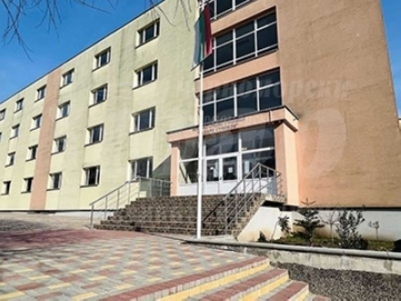 Битката за „Вечерното“ отива на ново ниво