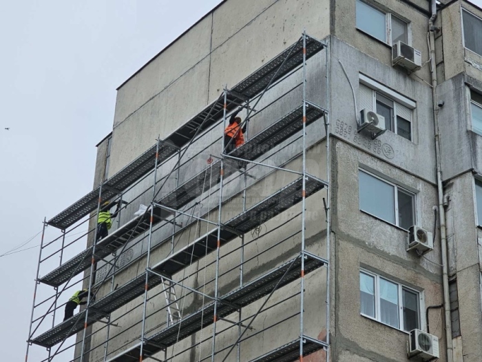 Блокове от резервния списък за саниране вече са с обществени поръчки