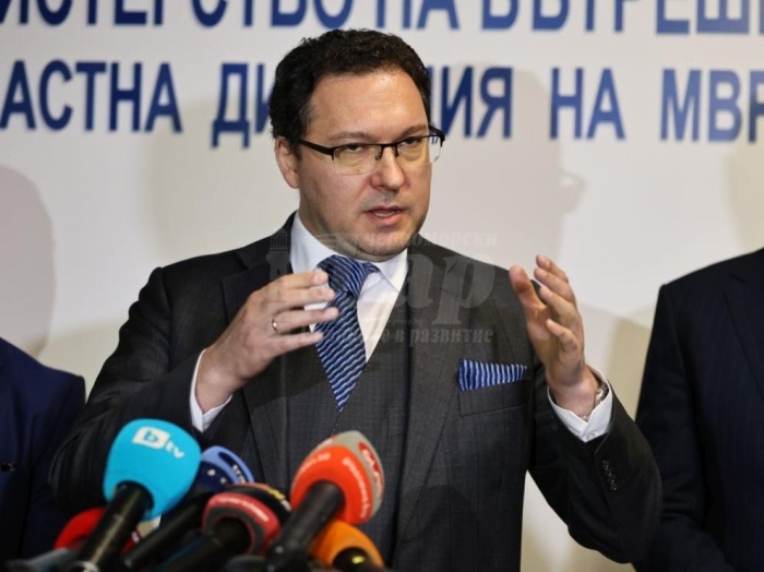 Митов затяга мерките за носенето на боди камери от полицаи 
