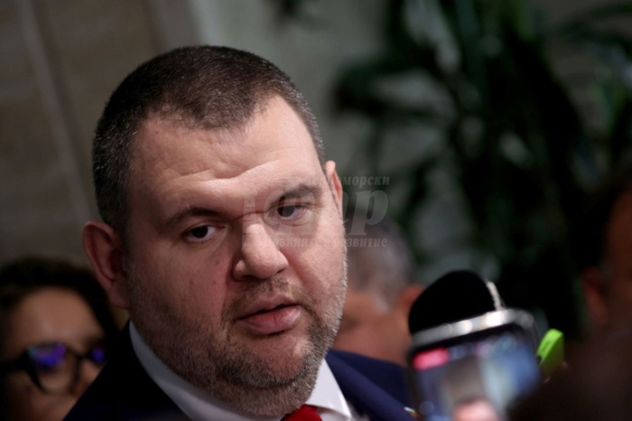 Пеевски: Митов твърдо не трябва да подава оставка. Изключително демократично настроен министър