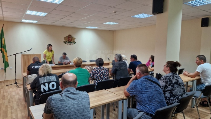 Спешно свикване на епизоотичната комисия в Карнобат заради огнището на шарка в Дебелт 