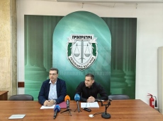 Чехкинята в Приморско, удушена след пиянски скандал, приятелят й открит в изоставено бунгало